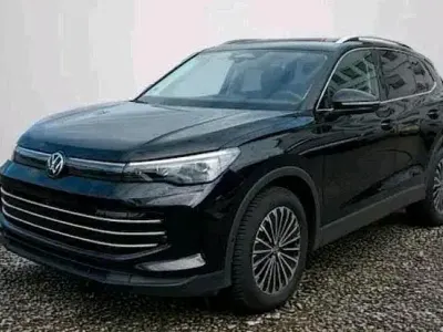 Gebraucht VW Tiguan Elegance 150 PS (110 kW) 2024 Schwarz SUV