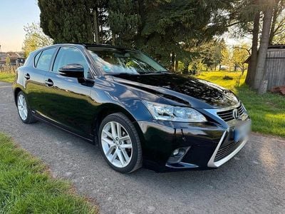Gebraucht Lexus CT200h Luxury Line 122 PS (89 kW) 2014 Schwarz Kleinwagen