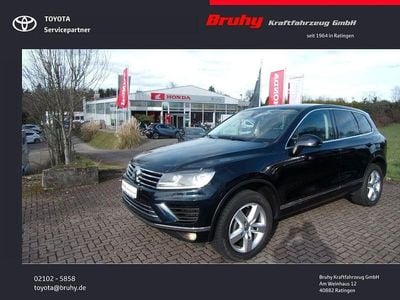 Gebraucht VW Touareg Terrain Tech 262 PS (192 kW) 2015 Blau SUV