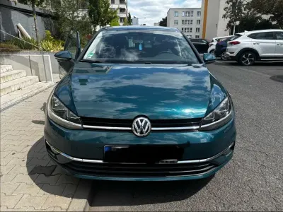 Gebraucht VW Golf VII Comfortline 110 PS (80 kW) 2017 Grün Limousine