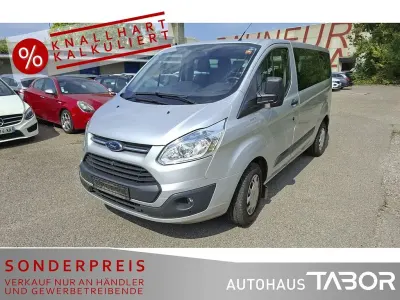 Gebraucht Ford 300 Trend 125 PS (91 kW) 2015 Unbekannt Van / Kleinbus