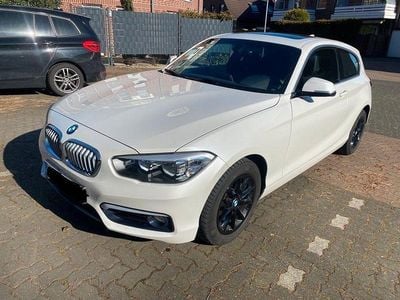 Gebraucht BMW 120 Urban Line 177 PS (130 kW) 2016 Weiß Kleinwagen