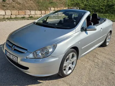Gebraucht Peugeot 307 CC 140 PS (102 kW) 2005 Silber Cabrio