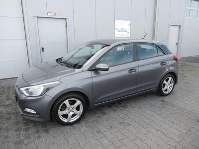 Gebraucht Hyundai i20 YES! 85 PS (62 kW) 2015 Grau Kleinwagen
