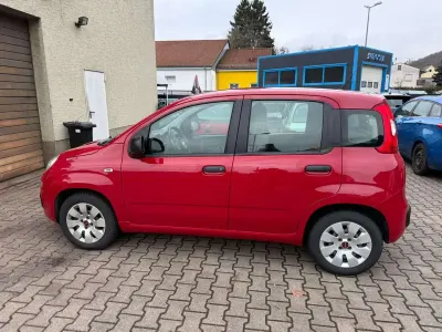 Używany Fiat Panda Pop 69 KM (50 kW) 2016 Czerwony Hatchback