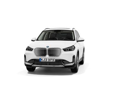 Neu BMW iX1 Luxury Line 230 kW (313 PS) 2025 SUV