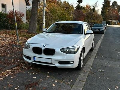 Usata BMW 114 102 CV (75 kW) 2012 Bianco Utilitaria