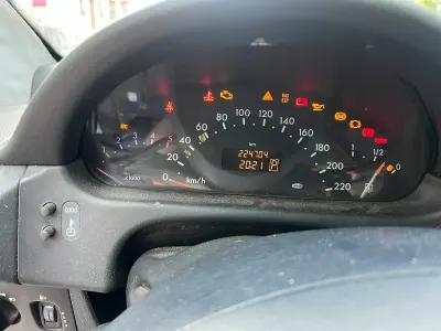 Gebraucht Mercedes Vaneo 91 PS (66 kW) 2004 Blau Van / Kleinbus