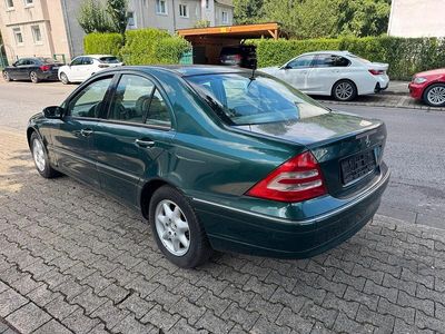 Mercedes C180