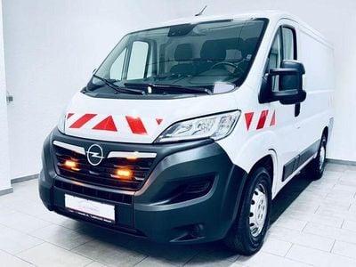 Begagnad Opel Movano Edition 140 HK (102 kW) 2023 Vit Van