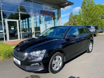 Gebraucht Skoda Scala Cool Plus 110 PS (80 kW) 2022 Schwarzmagic perleffekt Kleinwagen