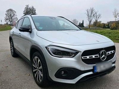 Mercedes GLA250