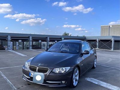 BMW 325