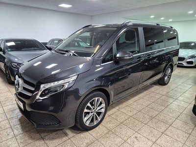 Usata Mercedes V250 Avantgarde Edition 190 CV (139 kW) 2020 Grigio Monovolume