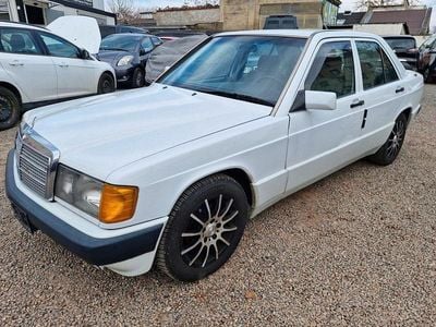 Gebraucht Mercedes 190 122 PS (89 kW) 1991 Weiß Limousine