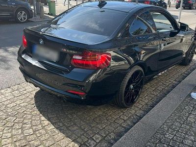BMW M235