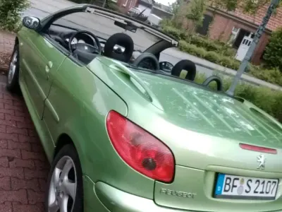 Używany Peugeot 206 109 KM (80 kW) 2003 Andere farben Kabriolet
