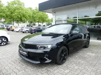 Gebraucht Opel Astra 131 PS (96 kW) 2025 Schwarz Kleinwagen