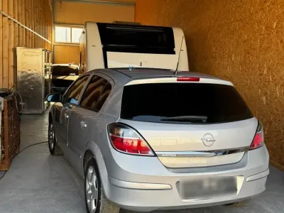 Usata Opel Astra 90 CV (66 kW) 2008 Verde Berlina