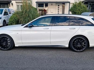 Gebraucht Mercedes C43 AMG AMG 390 PS (286 kW) 2019 Weiß Kombi