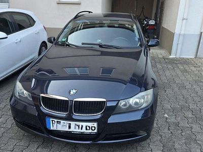 Gebraucht BMW 320 150 PS (110 kW) 2005 Blau Limousine