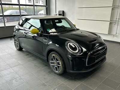 gebraucht Mini Cooper SE Electric Trim Black Pearl Light Chequered