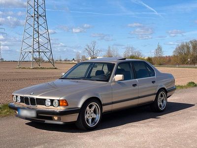 Gebraucht BMW 730 188 PS (138 kW) 1992 Beige Limousine