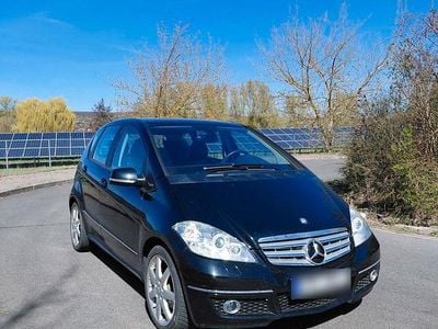 Second-hand Mercedes A150 95 CP (69 kW) 2011 Negru Hatchback