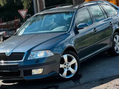 Gebraucht Skoda Octavia 169 PS (124 kW) 2007 Grau Limousine