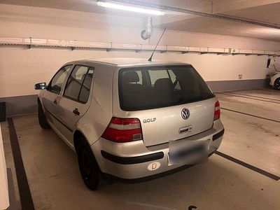 Gebraucht VW Golf IV Basis 75 PS (55 kW) 2003 Silber Limousine