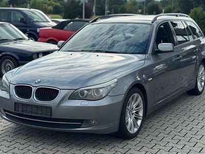 Gebraucht BMW 520 Lifestyle 170 PS (125 kW) 2009 Grau Kombi