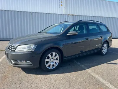 Gebraucht VW Passat Trendline 140 PS (102 kW) 2014 Grau Kombi