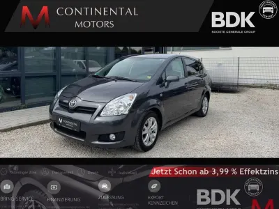 Gebraucht Toyota Corolla Verso Team 129 PS (94 kW) 2009 Grau Van / Kleinbus