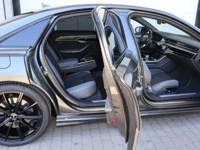 Gebraucht Audi A8 Exclusive 460 PS (338 kW) 2024 Grau Limousine