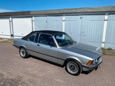 Gebraucht BMW 323 Cabriolet 143 PS (105 kW) 1983 Silber Cabrio