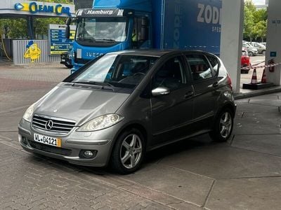 Mercedes A200