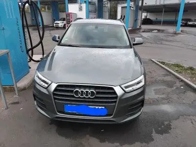 Gebraucht Audi Q3 Design 150 PS (110 kW) 2017 Grau SUV