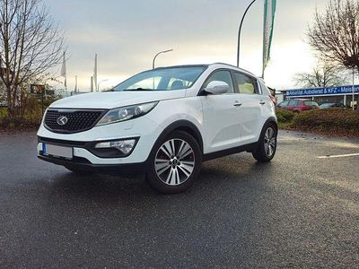 Weiß Gebraucht 2014 Kia Sportage Platinum Edition SUV | 12.450 € (Etwas zu teuer)