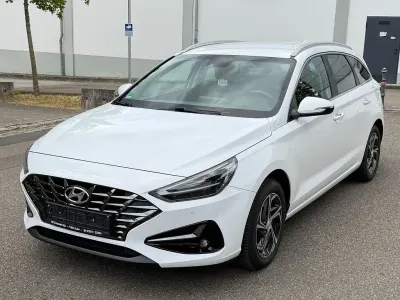 Gebraucht Hyundai i30 110 PS (80 kW) 2021 Weiß Kombi