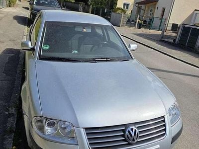 Usata VW Passat 102 CV (75 kW) 2001 Argento Berlina
