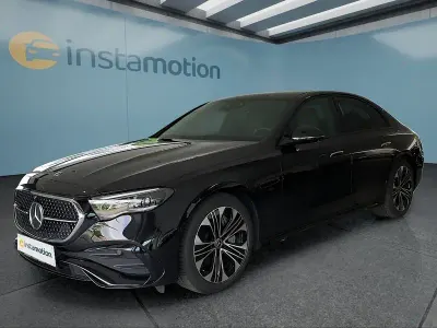 Gebraucht Mercedes E200 AMG 204 PS (150 kW) 2025 Schwarz Limousine