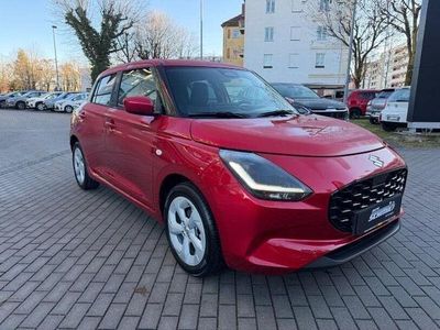 Gebraucht Suzuki Swift Comfort 83 PS (61 kW) 2026 Rot Kleinwagen
