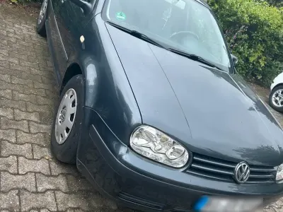 Używany VW Golf IV 101 KM (74 kW) 2000 Czarny Hatchback