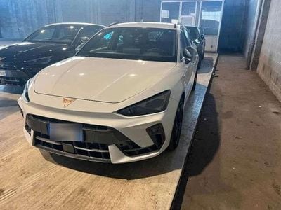 Gebraucht Cupra Leon 150 PS (110 kW) 2025 Glacial weiß metallic Kombi