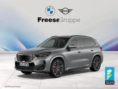 Neu BMW iX1 Luxury Line 230 kW (313 PS) 2026 Silber SUV