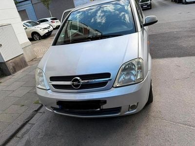 Usata Opel Meriva 90 CV (66 kW) 2005 Argento Monovolume