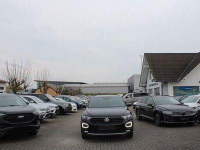 Second-hand VW T-Roc United 116 CP (85 kW) 2020 Portocaliu SUV