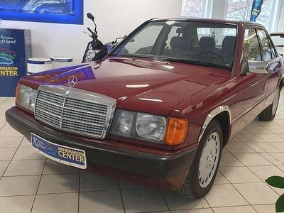 Usata Mercedes 190 122 CV (89 kW) 1992 Rosso Berlina