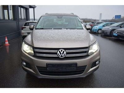 Titanium beige metallic Gebraucht 2012 VW Tiguan Sport SUV | 9.498 € (Fairer Preis)