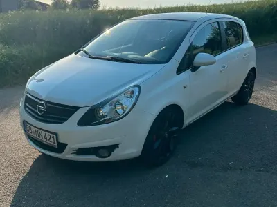 Gebraucht Opel Corsa 86 PS (63 kW) 2010 Weiß Kleinwagen